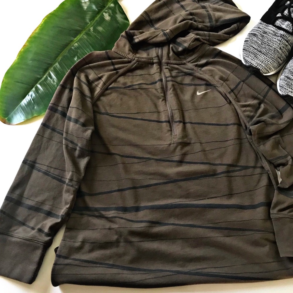 Nike Dri Fit Hooded Shirt